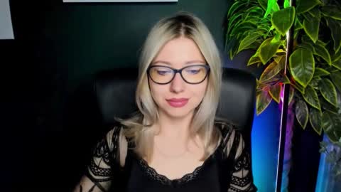 Heidi online show from September 2025 04:27:01 AM