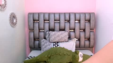 Heidy online show from January 2025 11:54:01 AM