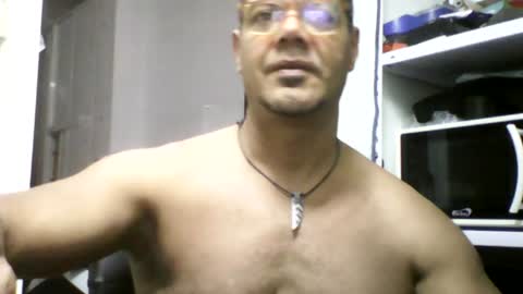 Snapshot of heistt chatting on July 2026 11:29:01 PM Heist Stein online show from July 2026 11:29:01 PM