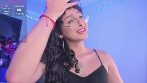 Snapshot of heka_prudence chatting on December 2024 03:11:02 AM Heka Prudence online show from December 2024 03:11:02 AM