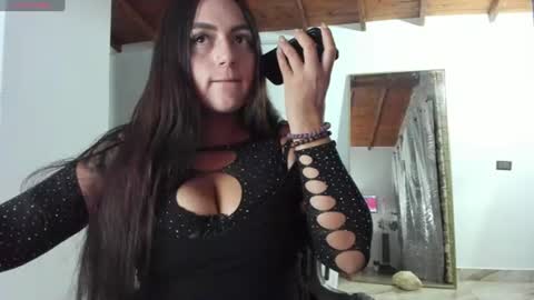Hela   Independent model online show from August 2026 02:15:02 AM
