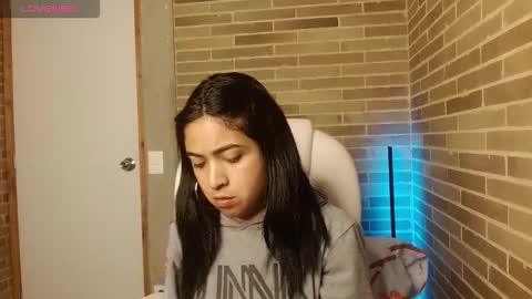 Snapshot of helenacyruss666 chatting on February 2026 11:59:01 AM Only 18 cyrus online show from February 2026 11:59:01 AM