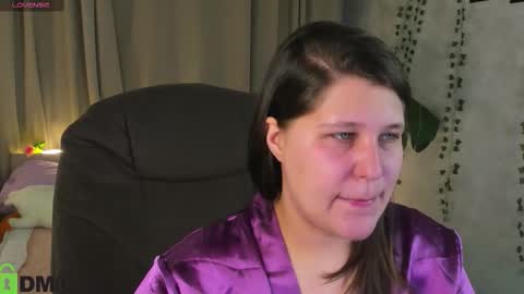 Snapshot of helenahoffmann chatting on February 2026 04:21:02 AM helenahoffmann online show from February 2026 04:21:02 AM