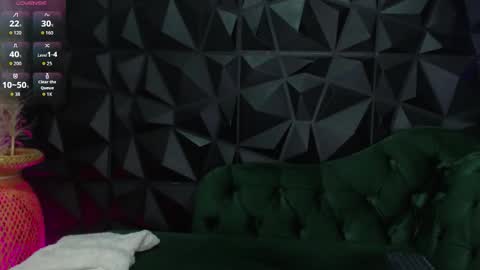 Snapshot of helenasaenzz chatting on November 2025 12:27:02 PM Helena Saenz online show from November 2025 12:27:02 PM