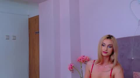 Helen online show from February 2026 06:37:01 AM