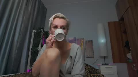 Helga online show from February 2025 02:21:01 AM