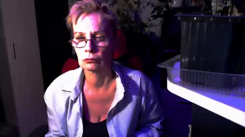 Snapshot of helgahimmele chatting on June 2026 08:33:02 PM Helga online show from June 2026 08:33:02 PM