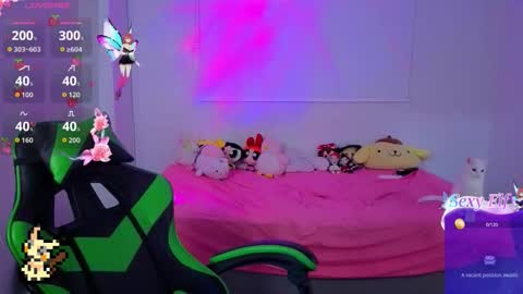 Snapshot of helia_n_amy chatting on February 2026 11:25:01 PM Helia Transfem and Amy online show from February 2026 11:25:01 PM