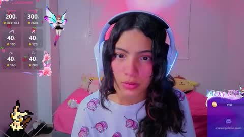 Snapshot of helia_n_amy chatting on February 2026 02:53:01 AM Helia Transfem and Amy online show from February 2026 02:53:01 AM