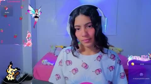 Snapshot of helia_n_amy chatting on February 2026 06:22:01 AM Helia Transfem and Amy online show from February 2026 06:22:01 AM