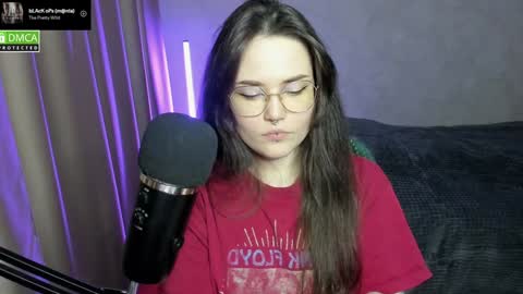 Red online show from January 2025 10:15:02 PM