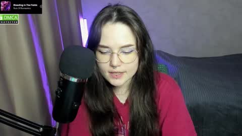 Red online show from February 2025 09:43:01 PM