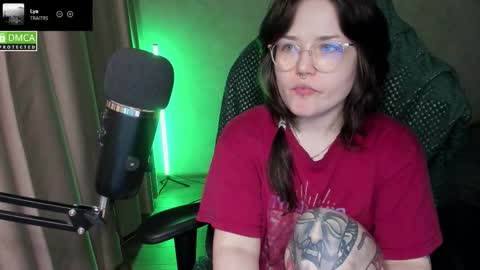 Red online show from February 2026 10:04:01 PM