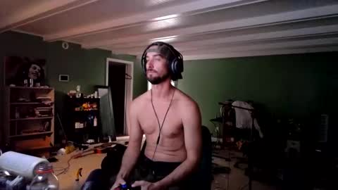 helldiver1990 online show from November 2025 06:56:01 AM