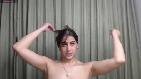 Snapshot of hellen_garcia chatting on December 2024 10:40:01 PM Hellen online show from December 2024 10:40:01 PM