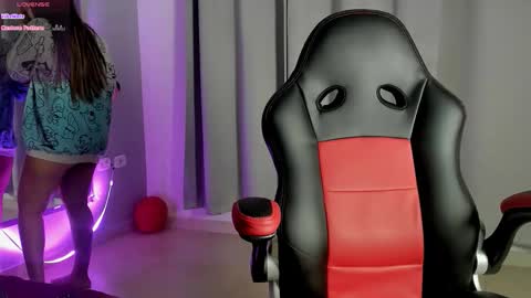 hellen_rice online show from November 2025 04:37:02 AM