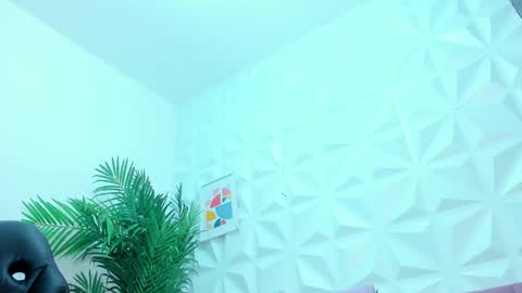 hellen     online show from January 2025 07:10:02 PM