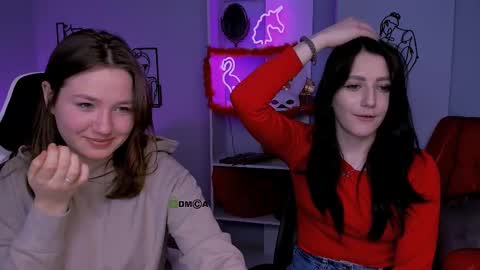 Helli online show from March 2025 11:27:01 PM