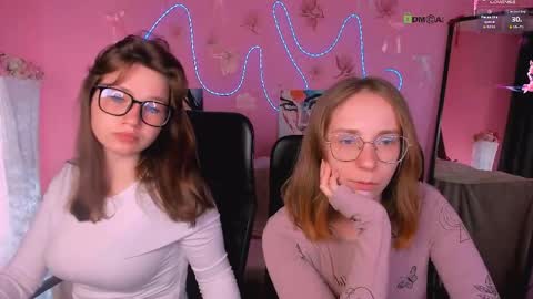 Helli online show from June 2026 07:04:02 PM