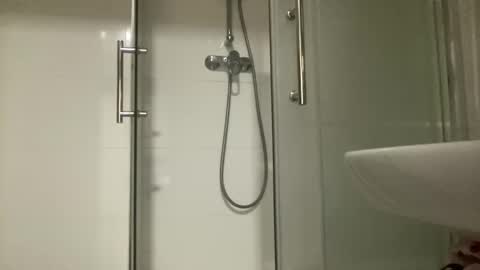 Snapshot of hellpervers chatting on November 2025 07:19:02 PM HELL PERVERS online show from November 2025 07:19:02 PM