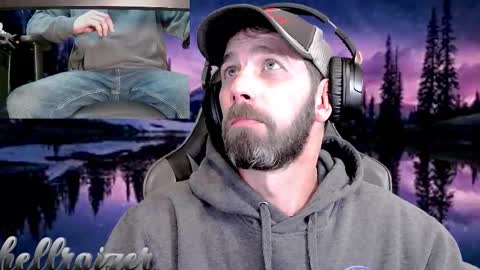 Snapshot of hellraizer chatting on October 2025 06:35:02 PM hellraizer online show from October 2025 06:35:02 PM