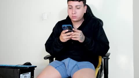 Star and Andy online show from October 2025 05:09:02 AM