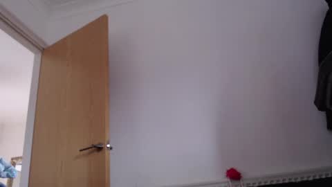 Snapshot of helpmegetitup70 chatting on February 2026 03:41:02 PM older cock online show from February 2026 03:41:02 PM