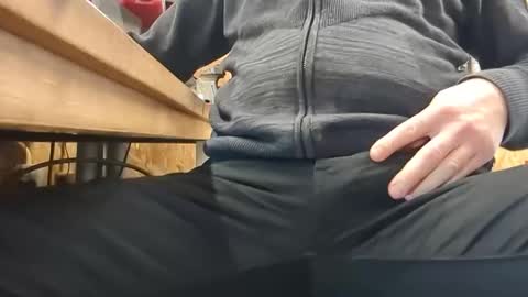 henkietien online show from January 2026 10:41:01 AM