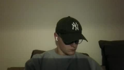 henrietje online show from March 2026 09:32:02 PM