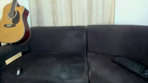 henrik_senn online show from November 2025 11:15:01 PM