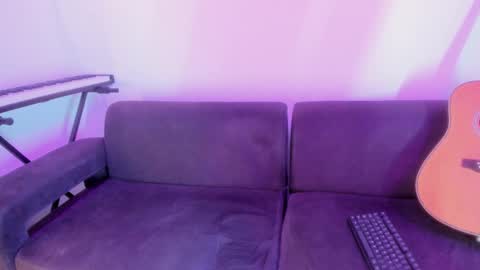 henrik_senn online show from November 2025 12:55:02 AM