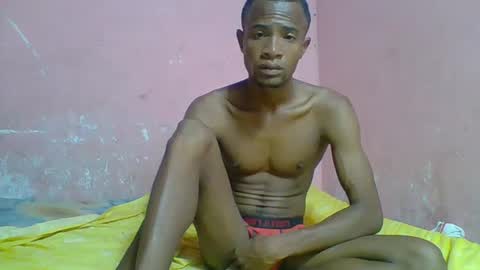 Snapshot of henriotflavien20 chatting on December 2024 02:57:01 AM Adrian Honey online show from December 2024 02:57:01 AM