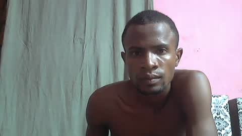 Snapshot of henriotflavien20 chatting on December 2024 06:09:02 PM Adrian Honey online show from December 2024 06:09:02 PM