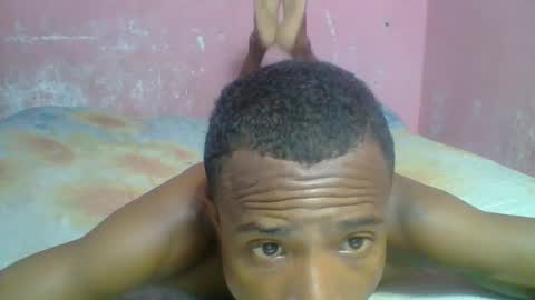 Snapshot of henriotflavien20 chatting on December 2024 05:56:02 AM Adrian Honey online show from December 2024 05:56:02 AM