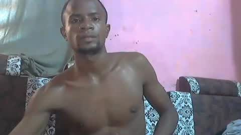 Snapshot of henriotflavien20 chatting on December 2024 01:43:02 PM Adrian Honey online show from December 2024 01:43:02 PM