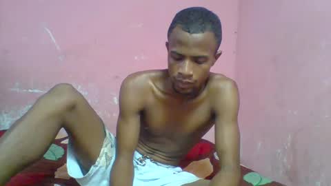 Snapshot of henriotflavien20 chatting on December 2024 05:18:02 AM Adrian Honey online show from December 2024 05:18:02 AM