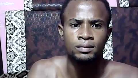 Snapshot of henriotflavien20 chatting on December 2024 11:35:02 PM Adrian Honey online show from December 2024 11:35:02 PM