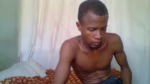 Snapshot of henriotflavien20 chatting on December 2024 11:11:02 AM Adrian Honey online show from December 2024 11:11:02 AM