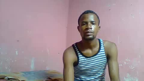 Snapshot of henriotflavien20 chatting on December 2024 05:12:02 AM Adrian Honey online show from December 2024 05:12:02 AM