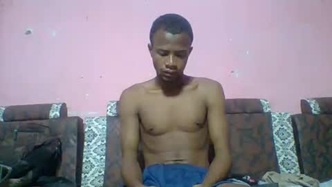 Snapshot of henriotflavien20 chatting on December 2024 04:27:02 AM Adrian Honey online show from December 2024 04:27:02 AM