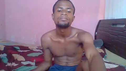 Snapshot of henriotflavien20 chatting on December 2024 12:23:02 PM Adrian Honey online show from December 2024 12:23:02 PM