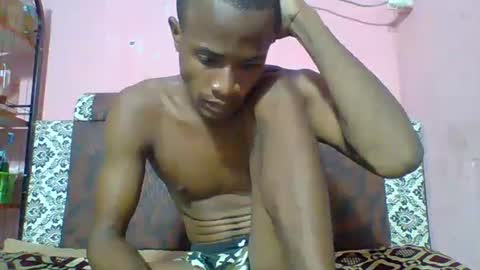 Snapshot of henriotflavien20 chatting on January 2025 08:18:02 PM Adrian Honey online show from January 2025 08:18:02 PM