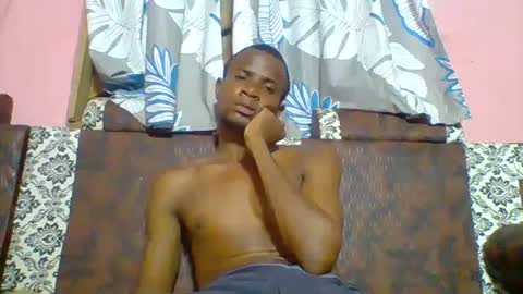 Snapshot of henriotflavien20 chatting on January 2025 01:53:02 AM Adrian Honey online show from January 2025 01:53:02 AM