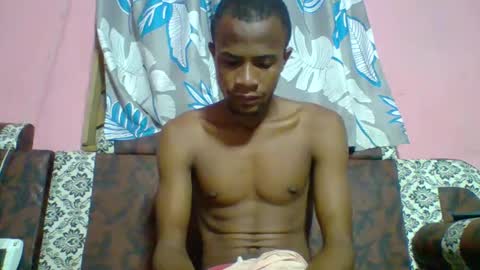 Snapshot of henriotflavien20 chatting on January 2025 04:48:02 AM Adrian Honey online show from January 2025 04:48:02 AM