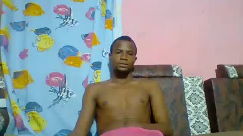 Snapshot of henriotflavien20 chatting on January 2025 04:27:01 AM Adrian Honey online show from January 2025 04:27:01 AM