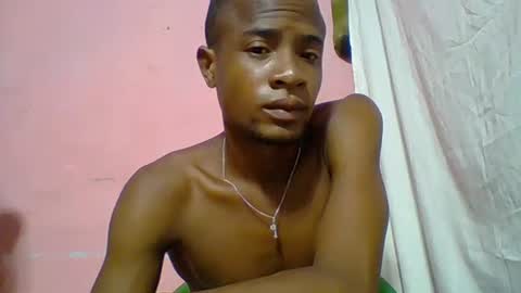 Snapshot of henriotflavien20 chatting on February 2025 04:07:01 AM Adrian Honey online show from February 2025 04:07:01 AM