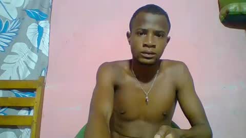 Snapshot of henriotflavien20 chatting on February 2025 05:01:01 AM Adrian Honey online show from February 2025 05:01:01 AM