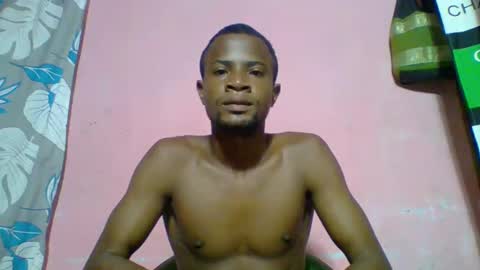 Snapshot of henriotflavien20 chatting on March 2025 05:08:01 AM Adrian Honey online show from March 2025 05:08:01 AM