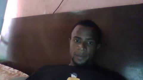 Snapshot of henriotflavien20 chatting on October 2025 03:53:01 PM Adrian Honey online show from October 2025 03:53:01 PM