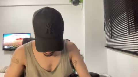 Snapshot of henriquemadaleno chatting on September 2025 12:23:02 AM henriquemadaleno online show from September 2025 12:23:02 AM